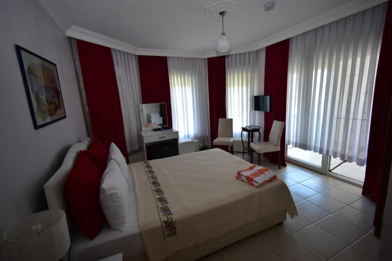 Cunda Asiyan Otel Айвалик Екстер'єр фото