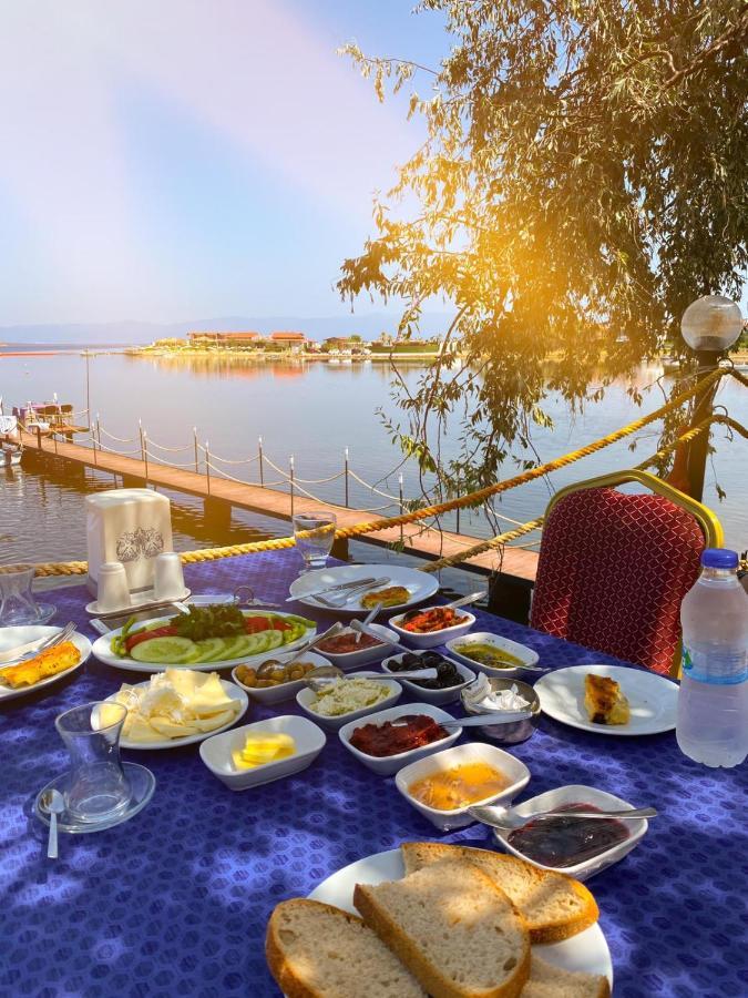 Cunda Asiyan Otel Айвалик Екстер'єр фото