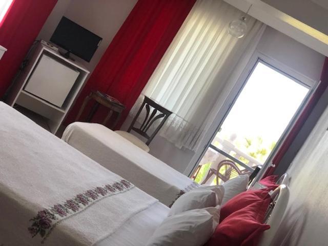 Cunda Asiyan Otel Айвалик Екстер'єр фото