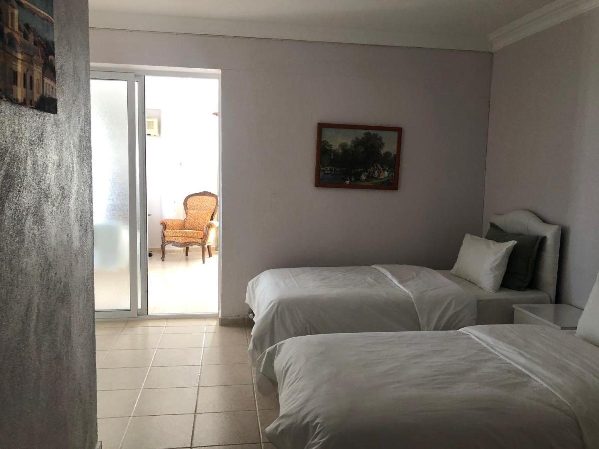 Cunda Asiyan Otel Айвалик Екстер'єр фото
